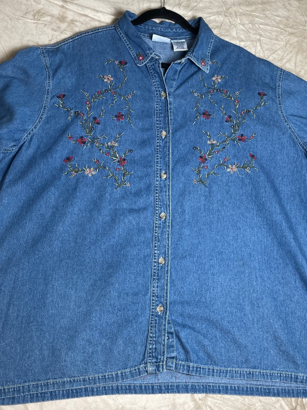 Vintage Bobbie Brooks denim shirt with floral embroidery size 22W/24W